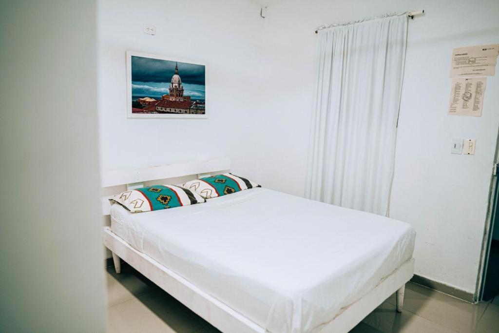 Neos Hotel Картахена Экстерьер фото