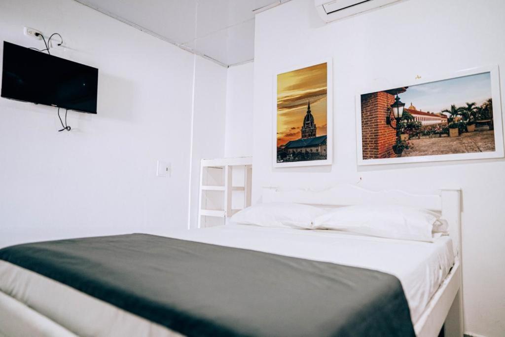 Neos Hotel Картахена Экстерьер фото